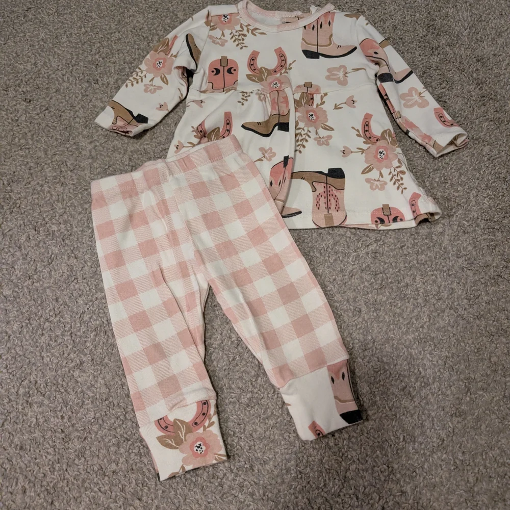 3 For $12 Charming Kids Pajama Set with Floral and Checkered Design - Picture 3 of 8